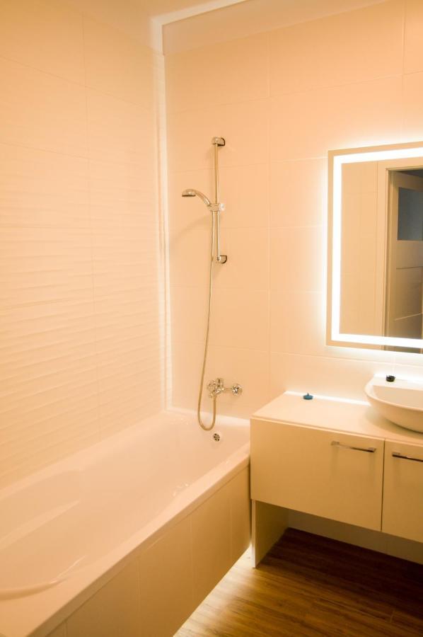 Apartament Verde Łódź Kültér fotó